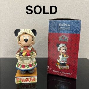Jim Shore Disney Minnie Mouse “Hostess of Hospitality”